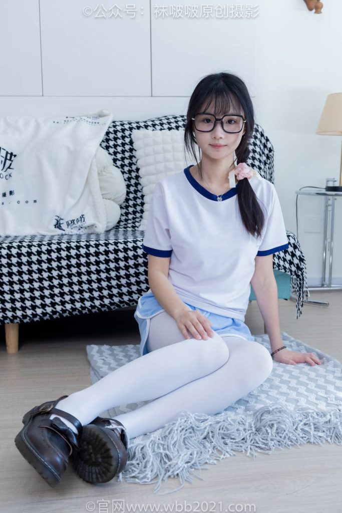 BoBoSocks袜啵啵 NO.325 甜甜圈-皮鞋、厚白丝（花絮版） [145P-1V-6.8GB]-图屿X