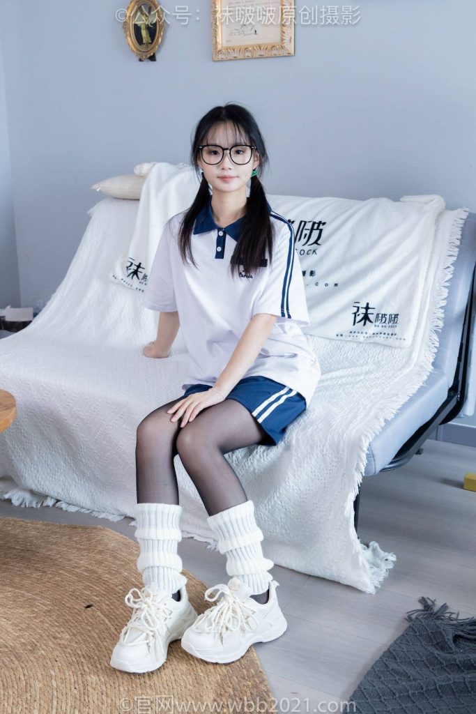 BoBoSocks袜啵啵 NO.335 甜甜圈-校服、运动鞋、薄黑丝、袜套 [154P-1V-7.5GB]-图屿X