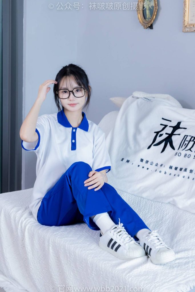 BoBoSocks袜啵啵 NO.351 甜甜圈-板鞋、白棉袜、肉丝、校服裤里丝 [150P-1V-6.9GB]-图屿X