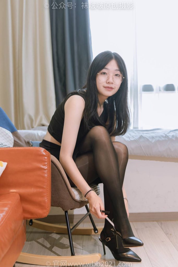 BoBoSocks袜啵啵 NO.396 小甜豆-高跟鞋、黑丝、蓝丝、踩奶油泡芙 [140P-2V-7.4GB]-图屿X