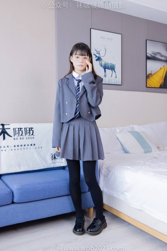 BoBoSocks袜啵啵 NO.402 糯米-皮鞋、厚黑丝、学院jk （花絮版） [140P-1V-6.3GB]-图屿X