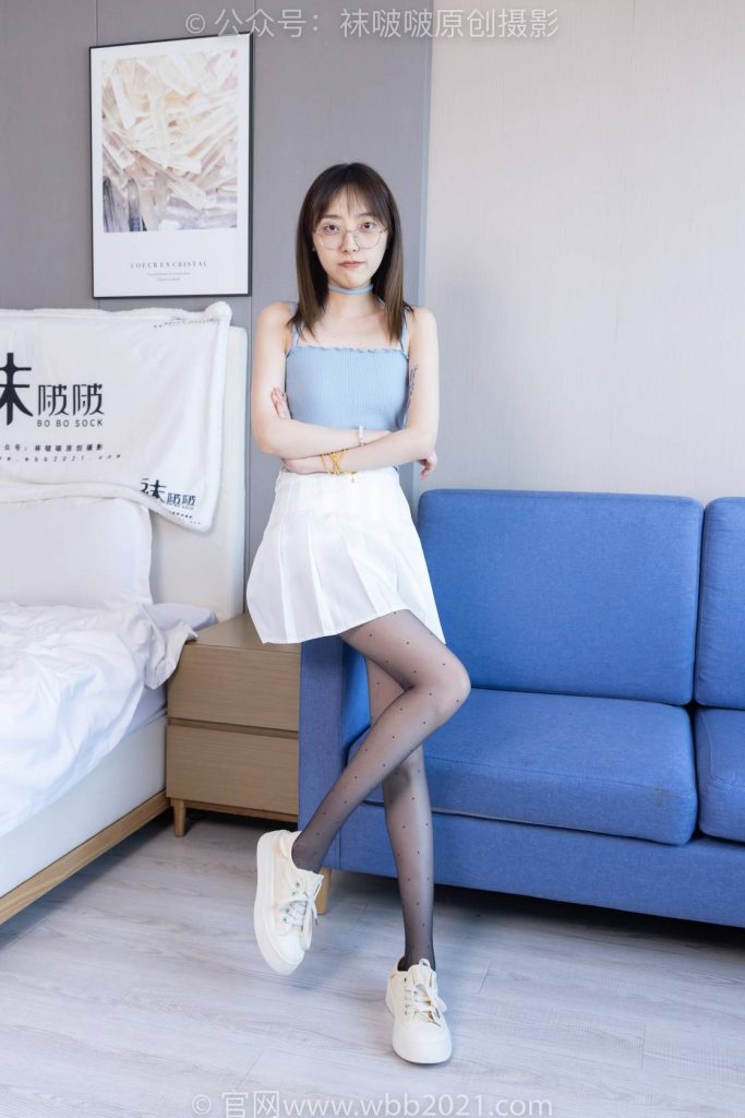 BoBoSocks袜啵啵 NO.403 稚予-高跟鞋、板鞋、波点黑丝、波点白丝 [145P-1V-5.7GB]-图屿X