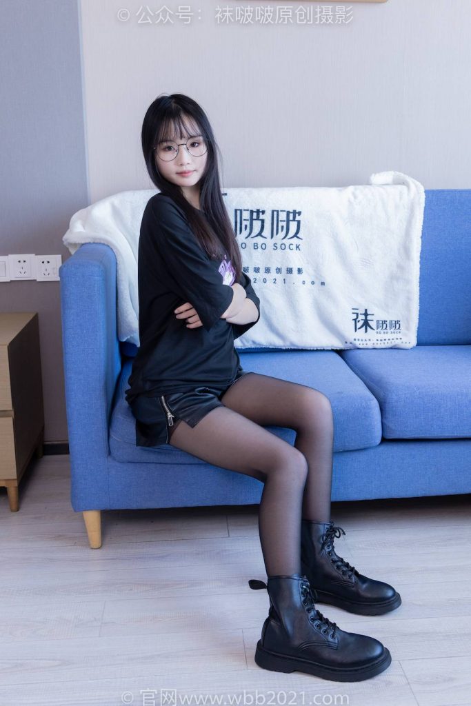 BoBoSocks袜啵啵 NO.406 甜甜圈-马丁靴、黑丝（花絮版） [150P-1V-6.3GB]-图屿X