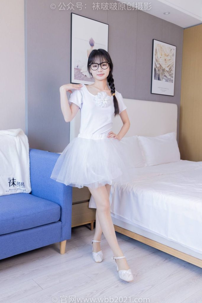 BoBoSocks袜啵啵 NO.415 甜甜圈-高跟鞋、油亮肉丝、芭蕾舞服 [143P-1V-5.9GB]-图屿X