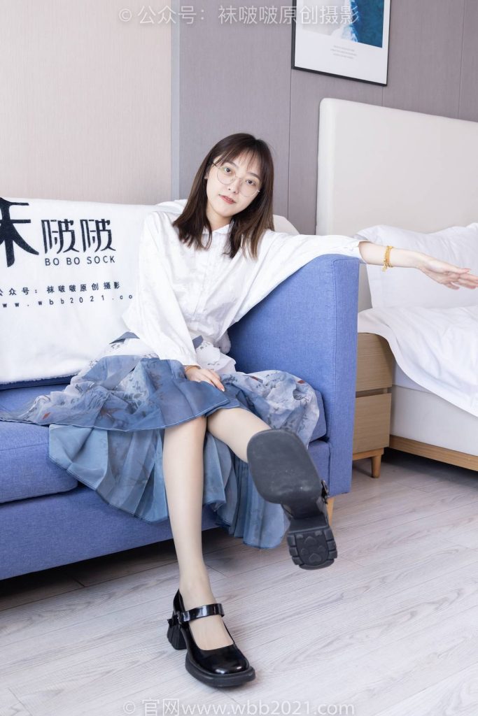 BoBoSocks袜啵啵 NO.428 稚予-皮鞋、灰丝（脚尖加固款）（花絮版） [150P-1V-5.8GB]-图屿X