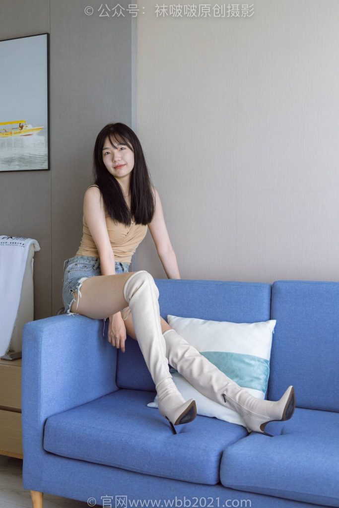 BoBoSocks袜啵啵 NO.441 小甜豆-高跟长靴、白棉袜、裸足（花絮版） [179P-1V-6.6GB]-图屿X