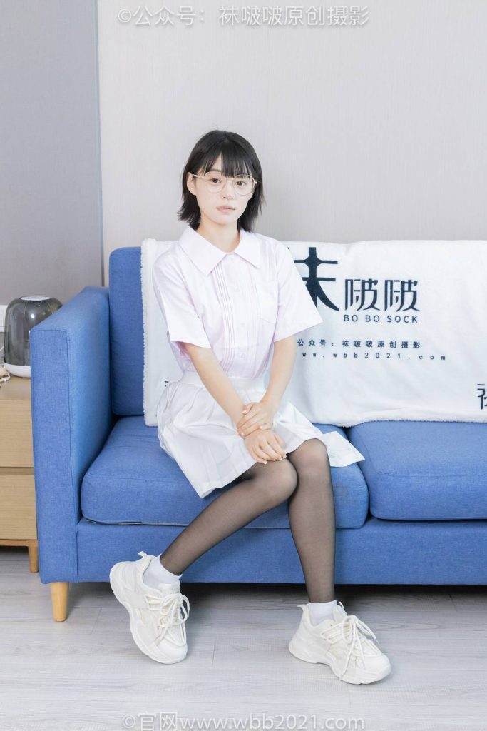 BoBoSocks袜啵啵 NO.449 糯米 运动鞋、白棉袜、黑丝（花絮版） [148P-1V-7.6GB]-图屿X