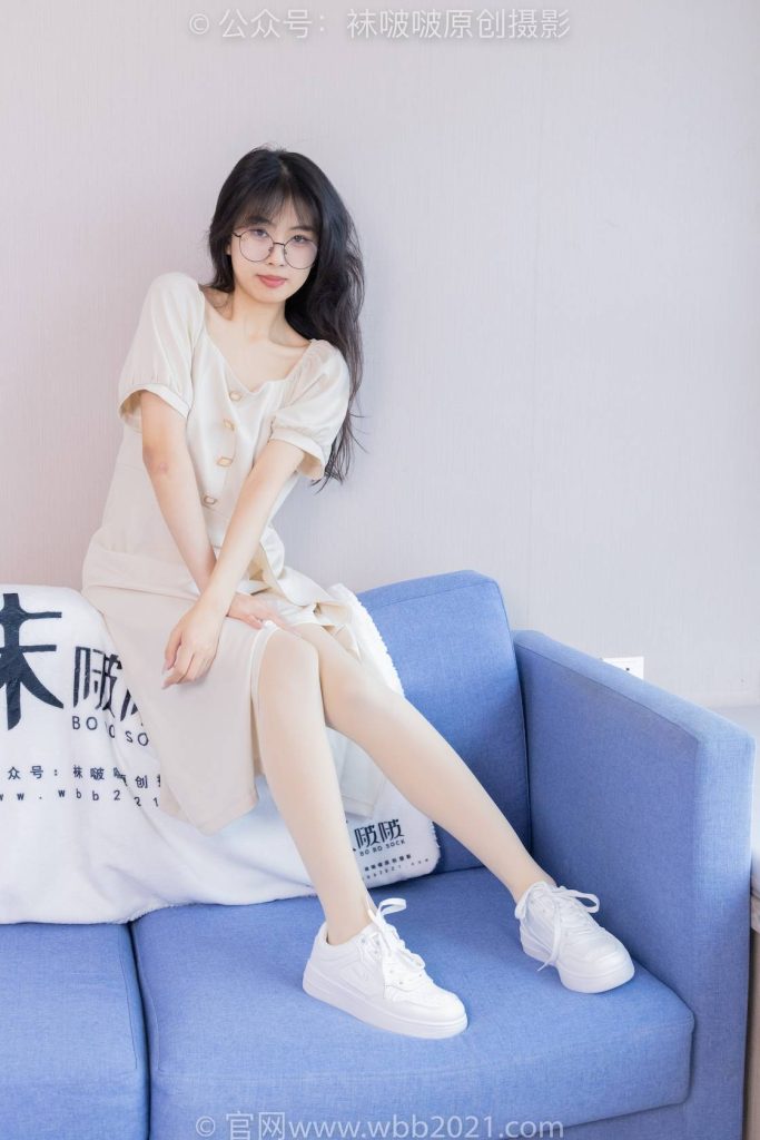 BoBoSocks袜啵啵 NO.483 奶油 板鞋、厚肉丝叠穿、厚肉丝、瑜伽动作 [170P-1V-7.1GB]-图屿X