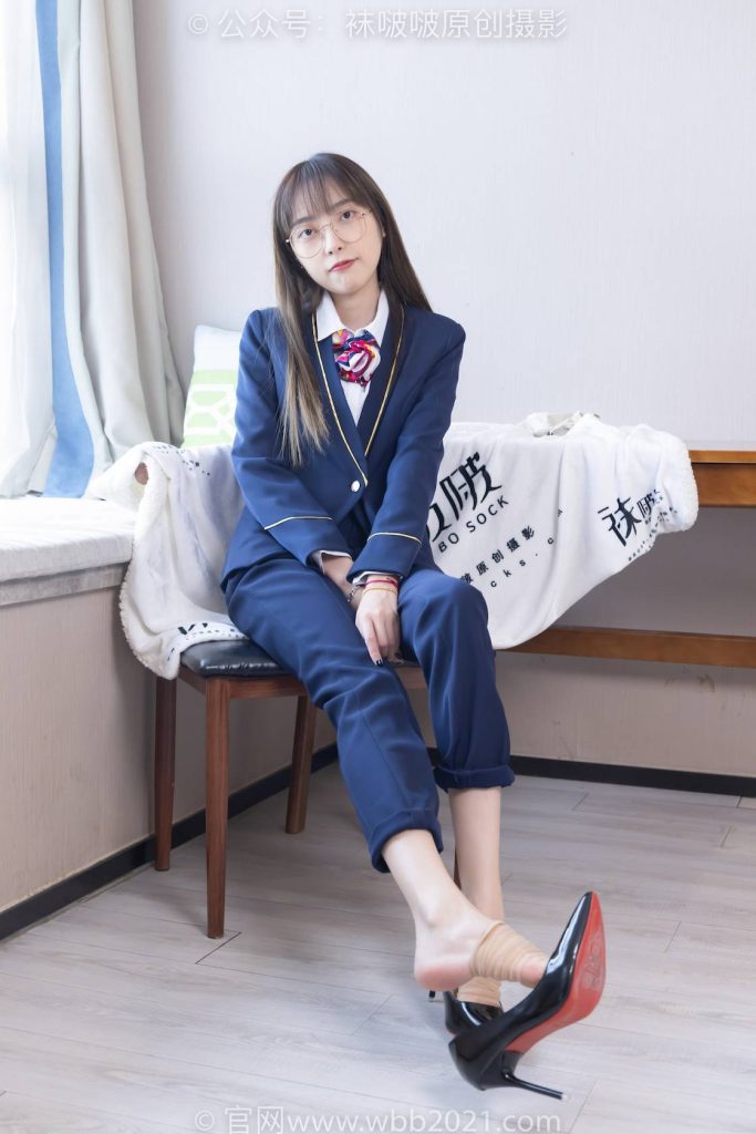 BoBoSocks袜啵啵 NO.509 稚予 高跟鞋、短肉丝、银行制服、半脱袜子 [150P-1V-5.5GB]-图屿X