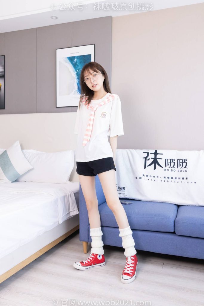 BoBoSocks袜啵啵 NO.527 稚予 帆布鞋、堆堆袜套、白棉袜（花絮版） [140P-1V-6.3GB]-图屿X