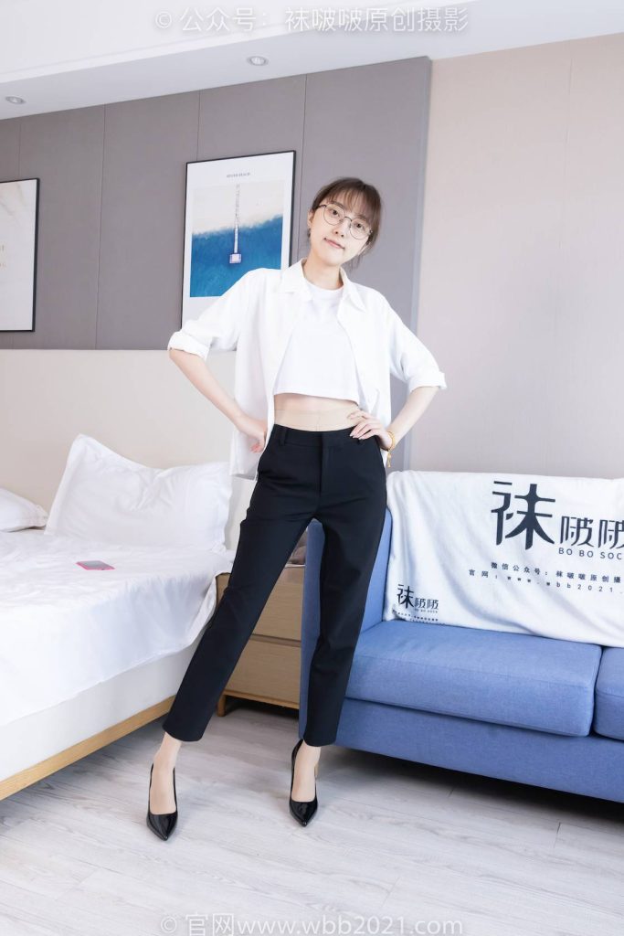 BoBoSocks袜啵啵 NO.535 稚予 高跟鞋、皮鞋、黑棉袜、肉丝、裤里丝 [160P-1V-6.0GB]-图屿X