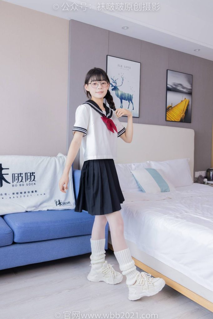 BoBoSocks袜啵啵 NO.548 糯米 运动鞋、堆堆袜套、薄白丝、jk制服 [145P-1V-6.1GB]-图屿X