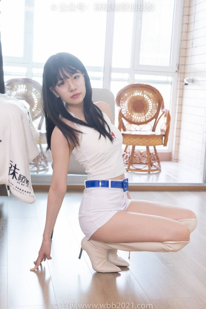 BoBoSocks袜啵啵 NO.581 小甜豆-高跟长靴、薄肉丝（脚尖透明款） [200P-1V-5.6GB]-图屿X