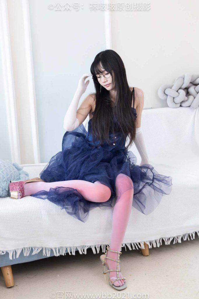 BoBoSocks袜啵啵 NO.583 甜甜圈-凉鞋、淡紫丝红丝淡粉丝、瑜伽动作 [165P-1V-9.1GB]-图屿X