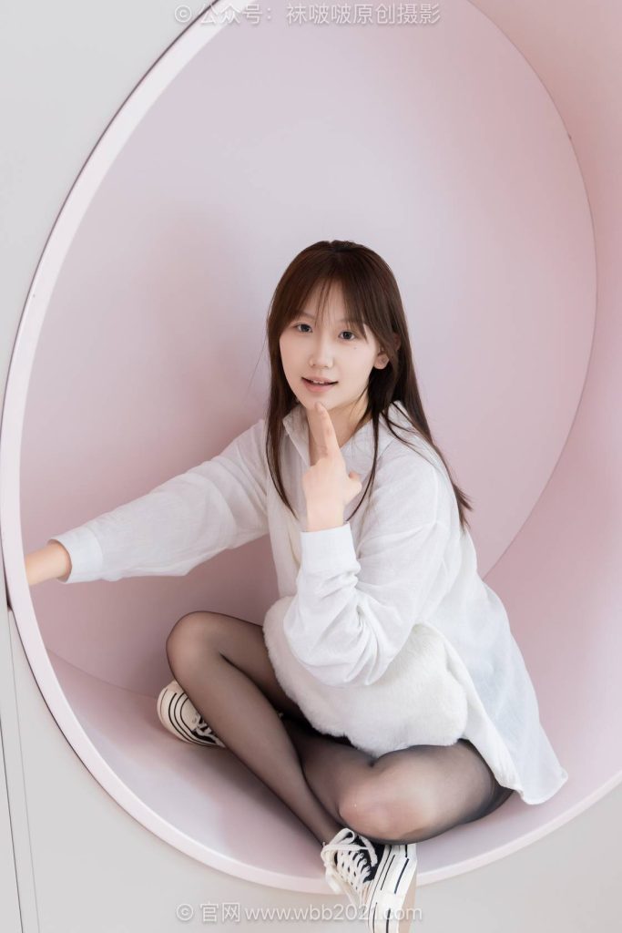 BoBoSocks袜啵啵 NO.618 香菜 帆布鞋、薄黑丝 [146P-1V-5.9GB]-图屿X