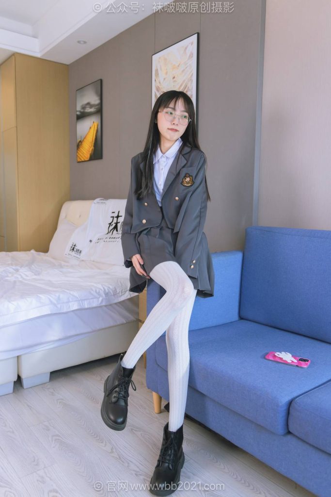 BoBoSocks袜啵啵 NO.637 稚予-短靴、厚白丝（爱心麻花款）、学院风 [140P-1V-5.7GB]-图屿X