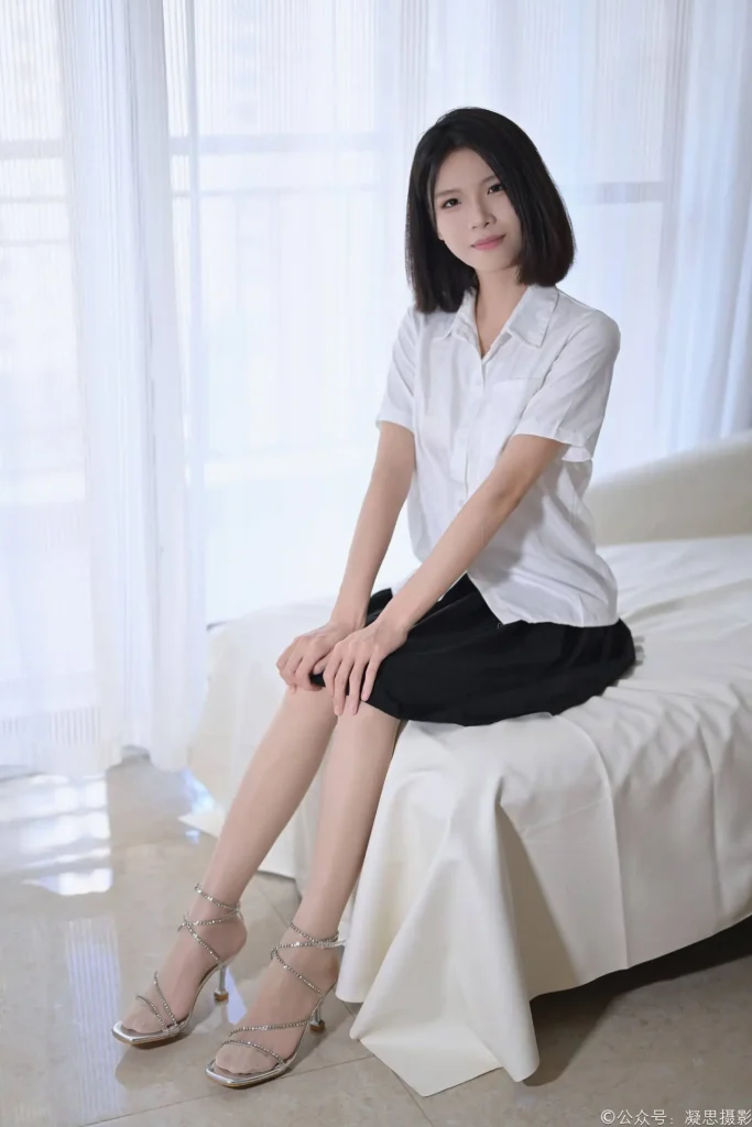 凝思摄影 NO.040 小睿 制服、连裤肉丝、高跟鞋 [135P-1V-4.9GB]-图屿X