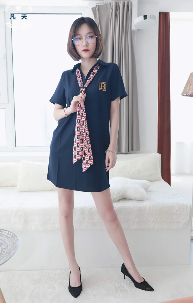 凡夫摄影 NO.001 子轩 连衣裙高跟美足 [191P-1V-2.3GB]-图屿X