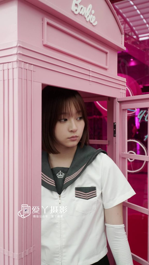 爱丫摄影 hjc作品 活力少女-游戏厅青春洋溢jk少女 [93P-3V-2.8GB]-图屿X