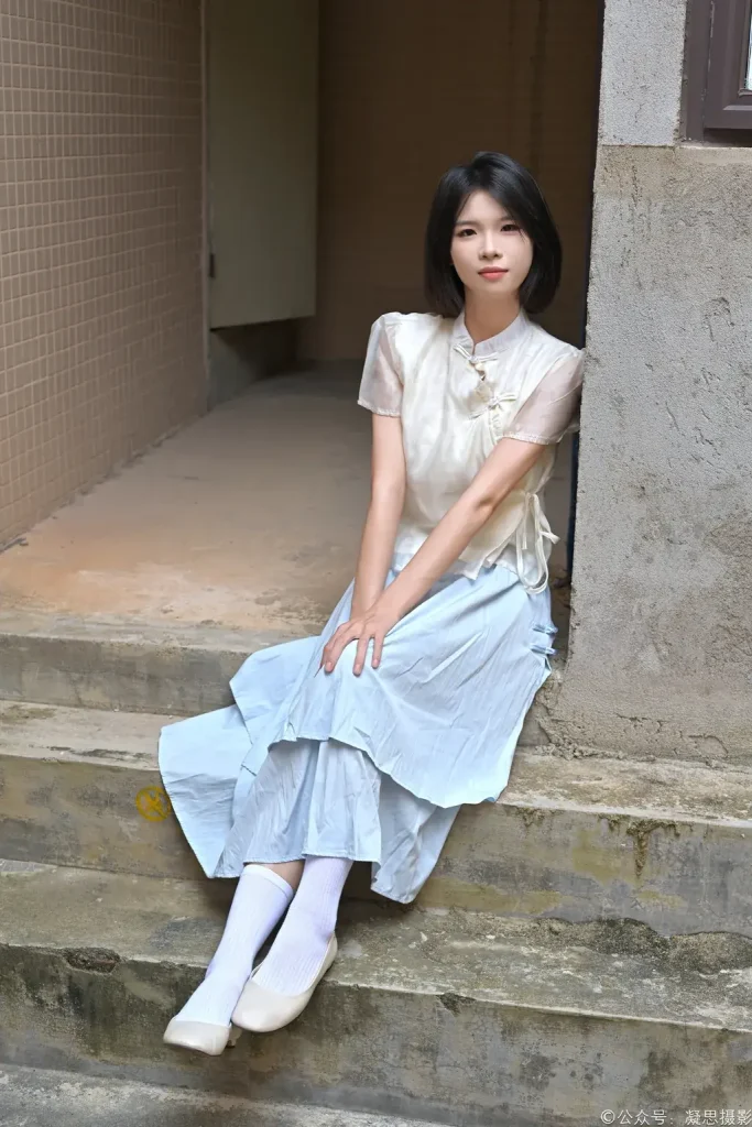 凝思摄影 NO.020 小睿 长裙、短白袜、平底鞋 [130P-1V-4.2GB]-图屿X
