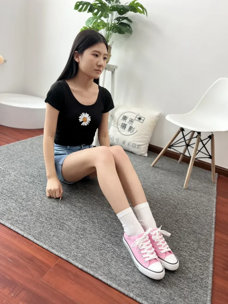 三禾摄影 NO.026 牛仔短裤 棉袜 帆布鞋 [176P-1V-687MB]-图屿X