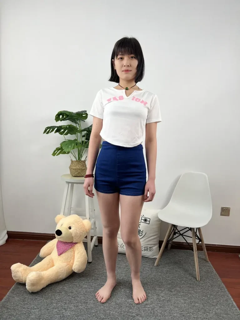 三禾摄影 NO.039 牛仔短裤 小白鞋 [231P-2V-1.5GB]-图屿X