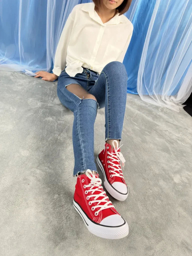 三禾摄影 NO.041 牛仔裤 黑丝 帆布鞋 高跟 [239P-1V-4.2GB]-图屿X