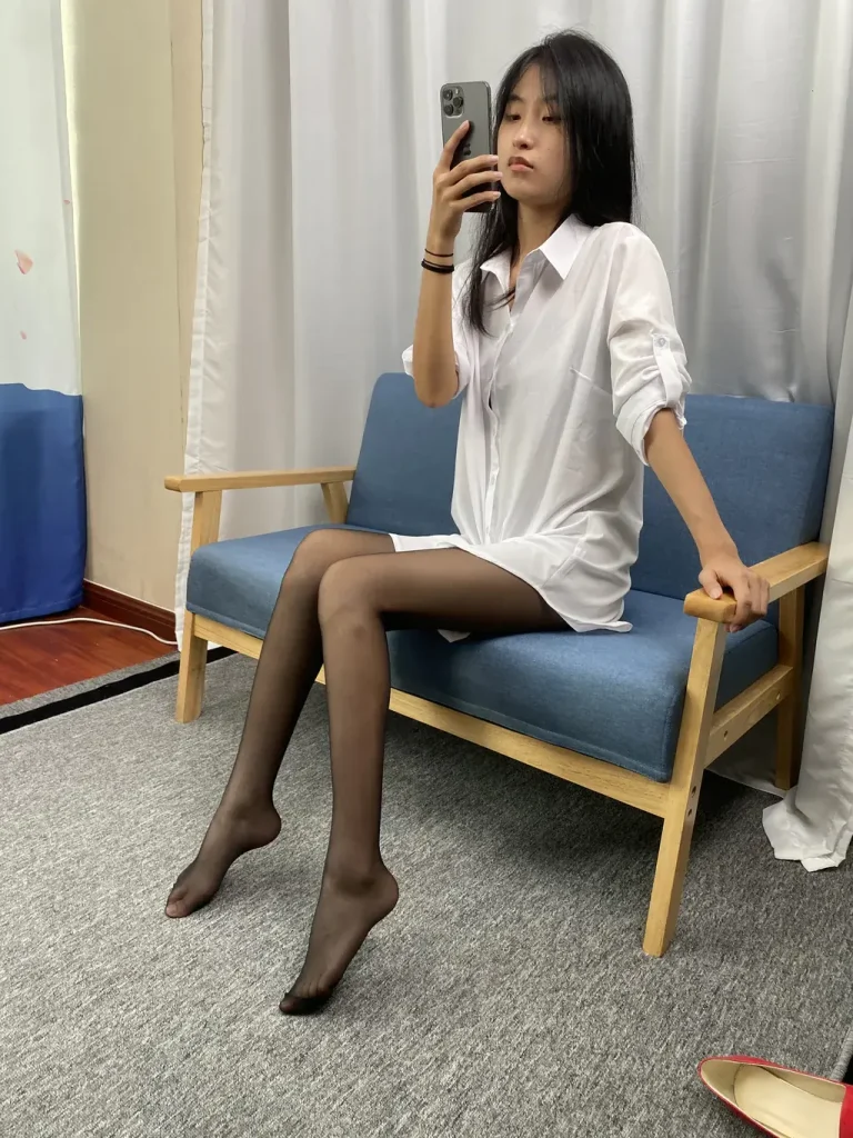 三禾摄影 NO.051 白衬衣 黑丝 高跟 [128P-9V-1.4GB]-图屿X