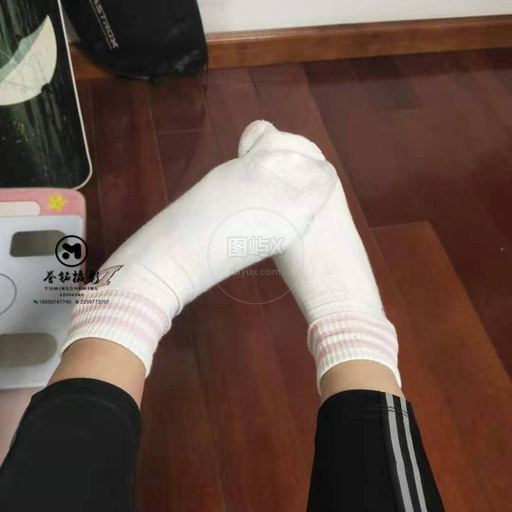 誉铭摄影2020《2020.1月份妹子自拍作品》 [93P-1V-25MB]-图屿X