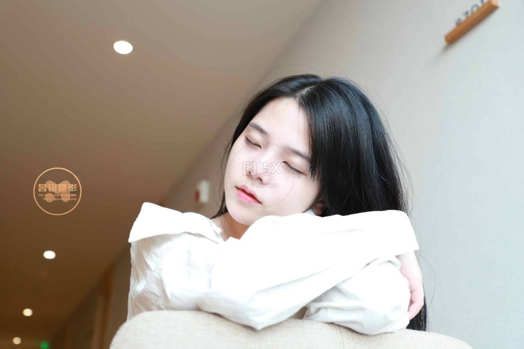 誉铭摄影2021《2021第44期》 [100P-1V-1.3GB]-图屿X