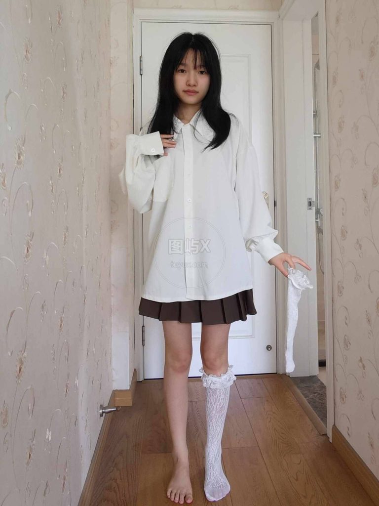 誉铭摄影2022《2022.7月份整合福利2》 [122P-5V-816MB]-图屿X