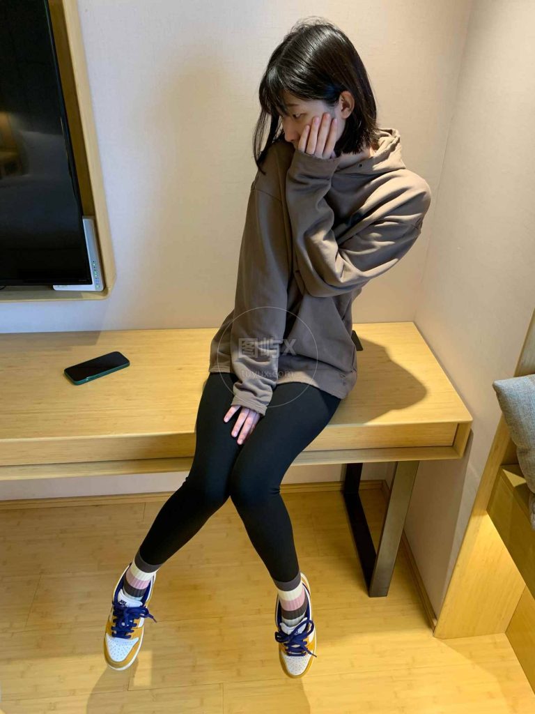 誉铭摄影2023《2023.3月份整合作品2》 [145P-5V-788MB]-图屿X