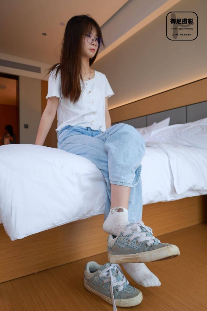 御足摄影 NO.033 半亩花田 [95P-1V-3.6GB]-图屿X