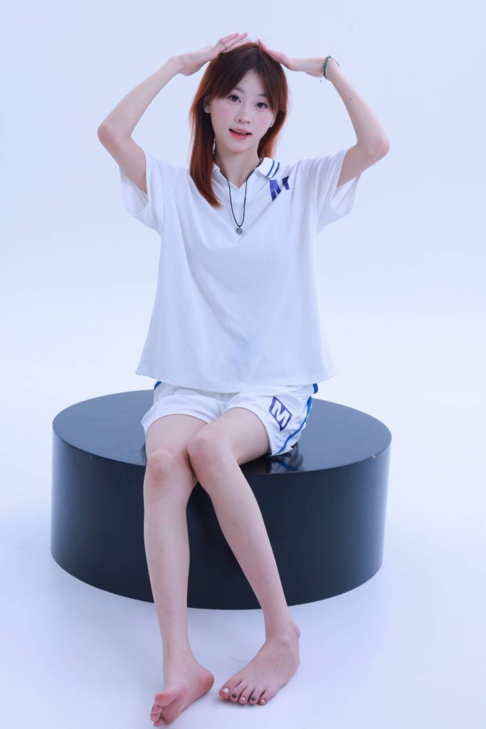 知足小岛 NO.143 家家 清纯校花，可御可甜！ [255P-2V-13.4GB]-图屿X