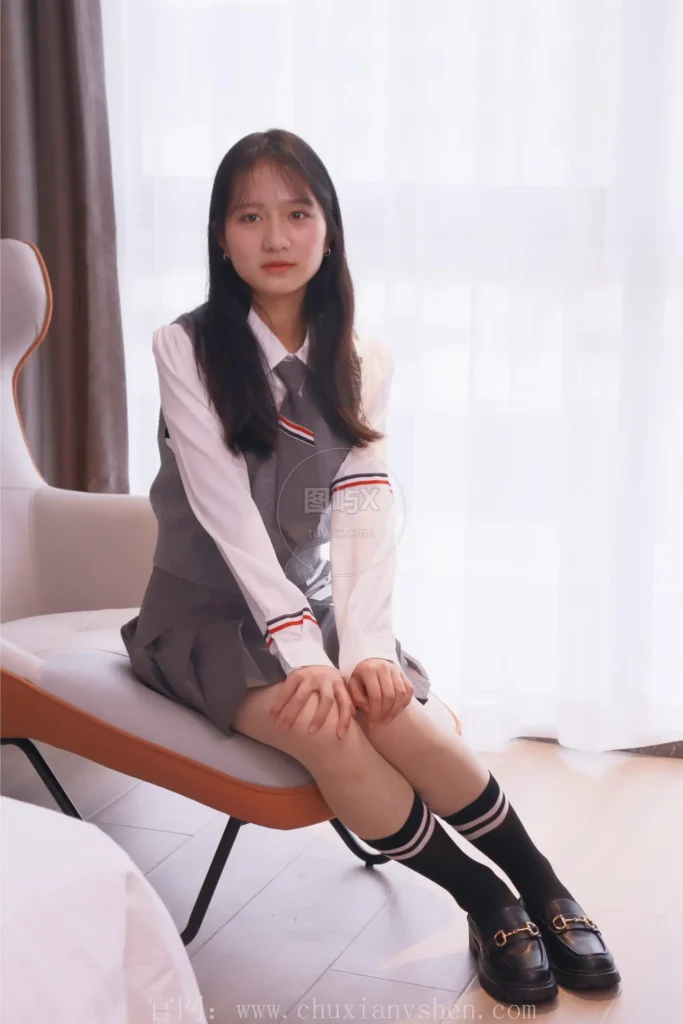 初夏女神 NO.003 沙沙~王心凌同款JK搭配JK小黑皮鞋 [136P-1V-5.3GB]-图屿X