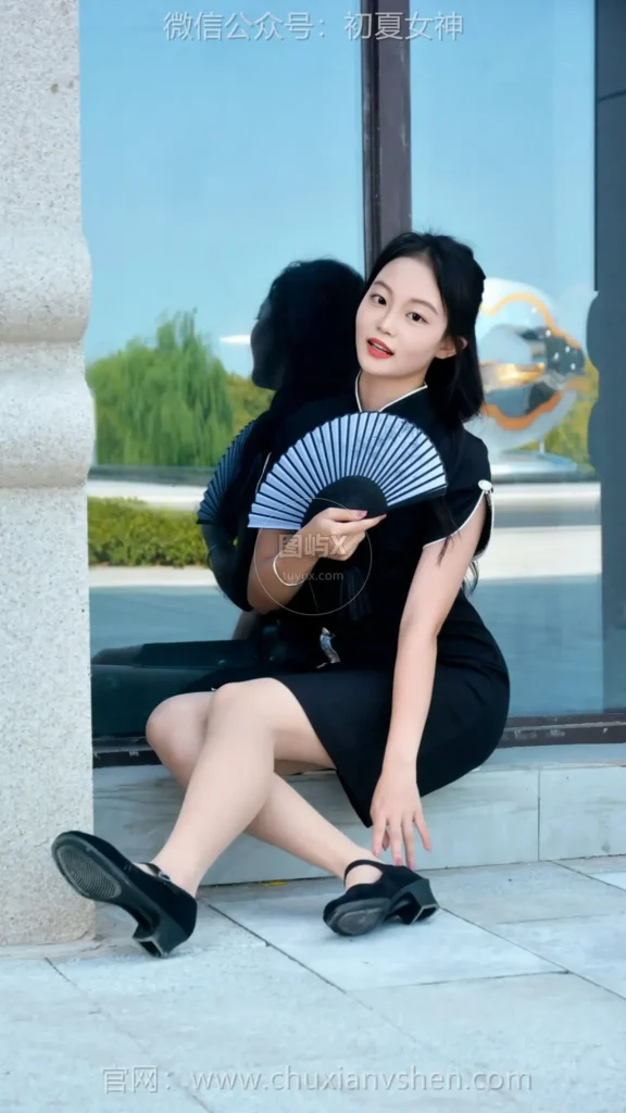 初夏女神 NO.101 双双 黑色旗袍 [140P-1V-5.4GB]-图屿X