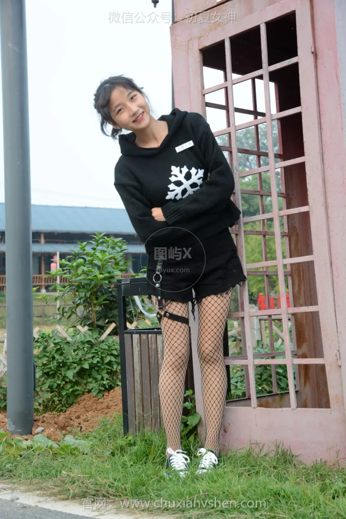 初夏女神 NO.116 点点 时尚村姑 [140P-1V-3.7GB]-图屿X