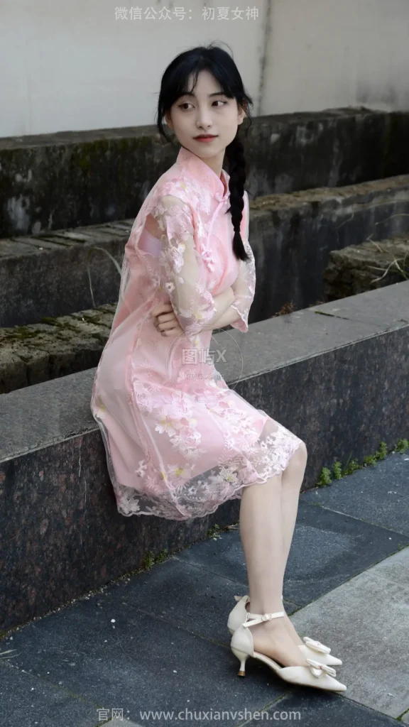 初夏女神 NO.176 柒柒 旗袍废墟 [140P-1V-4.5GB]-图屿X