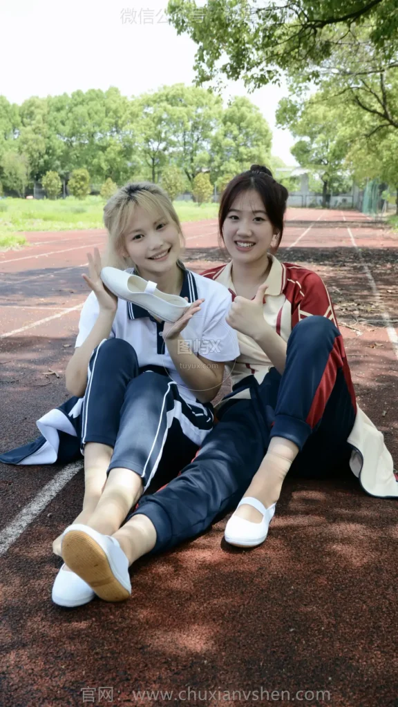 初夏女神 NO.185 幺幺、菲菲 再忆童年 [100P-1V-3.9GB]-图屿X