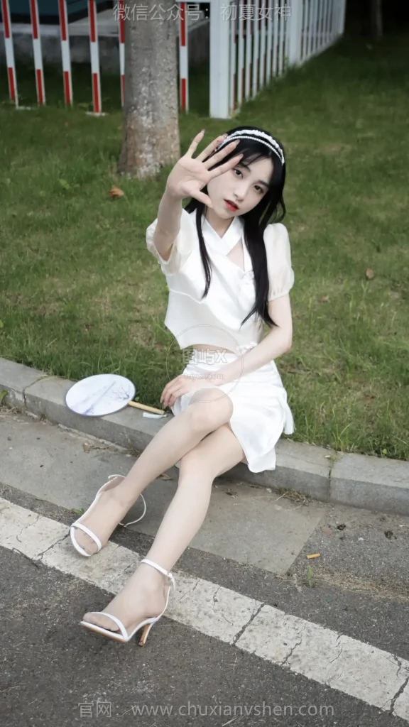 初夏女神 NO.199 柒柒 柔情似水 [110P-1V-4.1GB]-图屿X