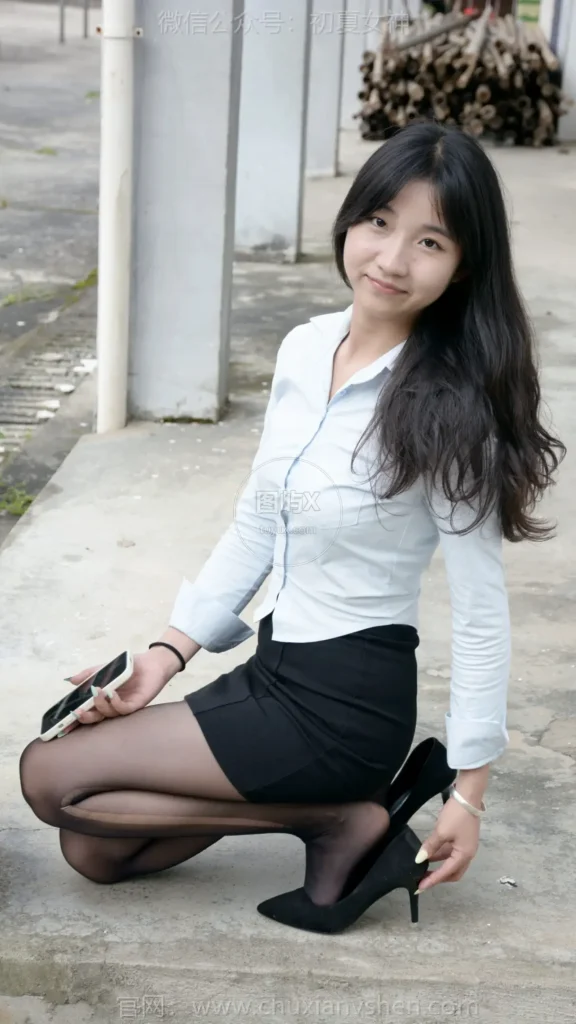 初夏女神 NO.202 点点 往年今日 [100P-1V-4.1GB]-图屿X