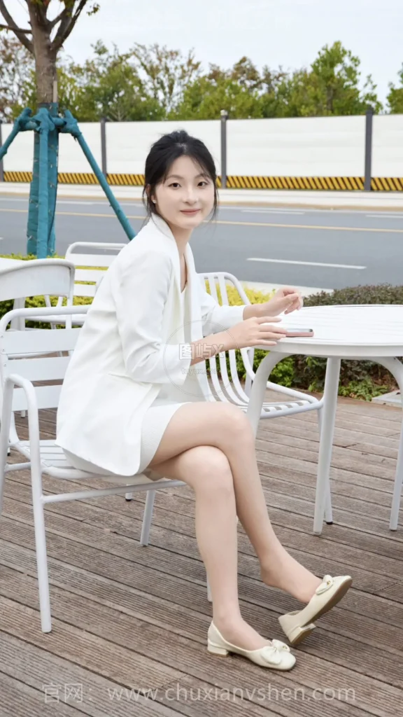 初夏女神 NO.313 安妮 纯净如雪 一刚一柔，恰到好处 [100P-1V-4.0GB]-图屿X