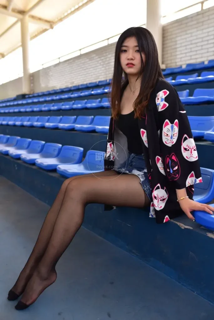 大生模拍 NO.031 依依 校园美脚丫 [72P-530MB]-图屿X