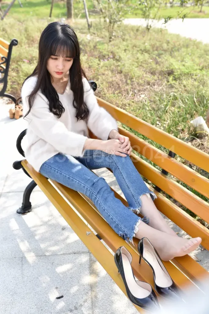 大生模拍 NO.046 嘉嘉-裤内有丝 [30P-124MB]-图屿X