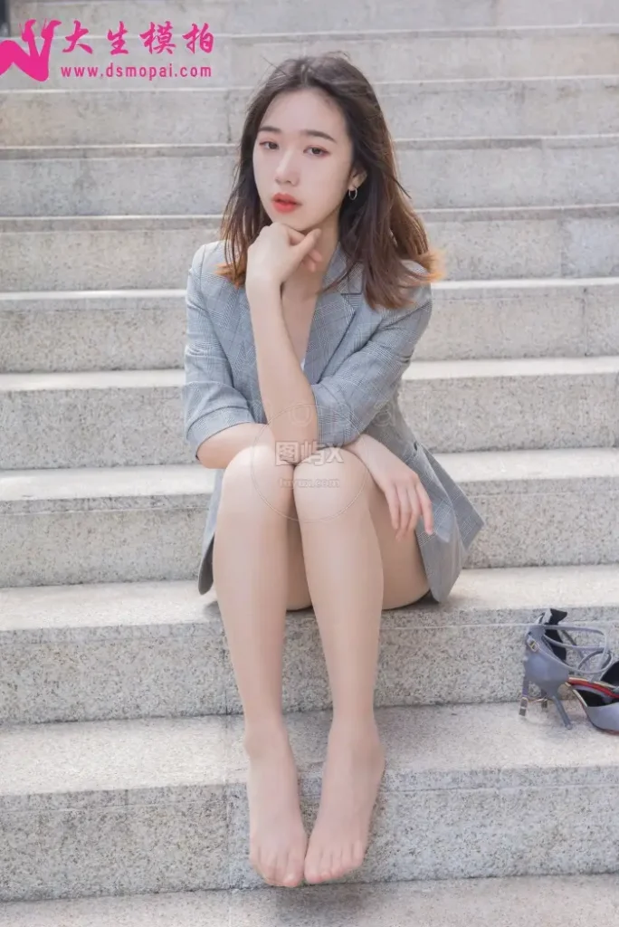 大生模拍 NO.123 小鹿 职业套装 [50P-1V-377MB]-图屿X