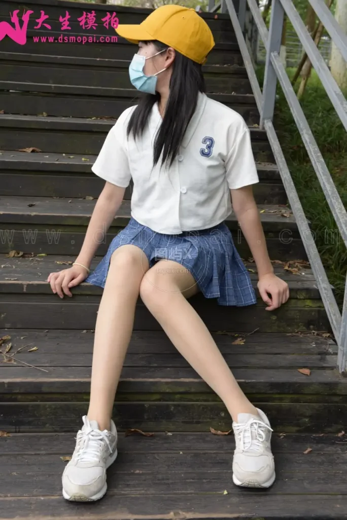 大生模拍 NO.196 饭饭 公园小憩 [66P-1V-592MB]-图屿X