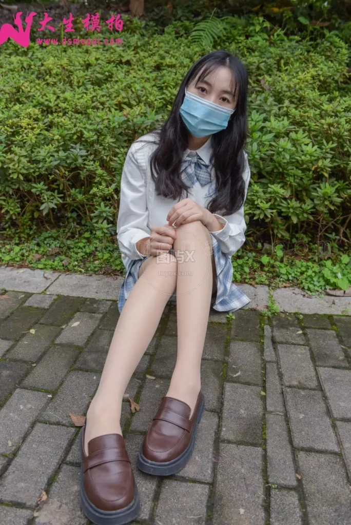 大生模拍 NO.208 小月 白嫩JK [52P-256MB]-图屿X