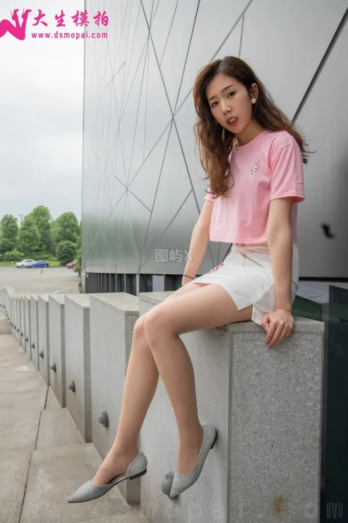 大生模拍 NO.225 伊柯 曼妙丝腿 [68P-1V-970MB]-图屿X