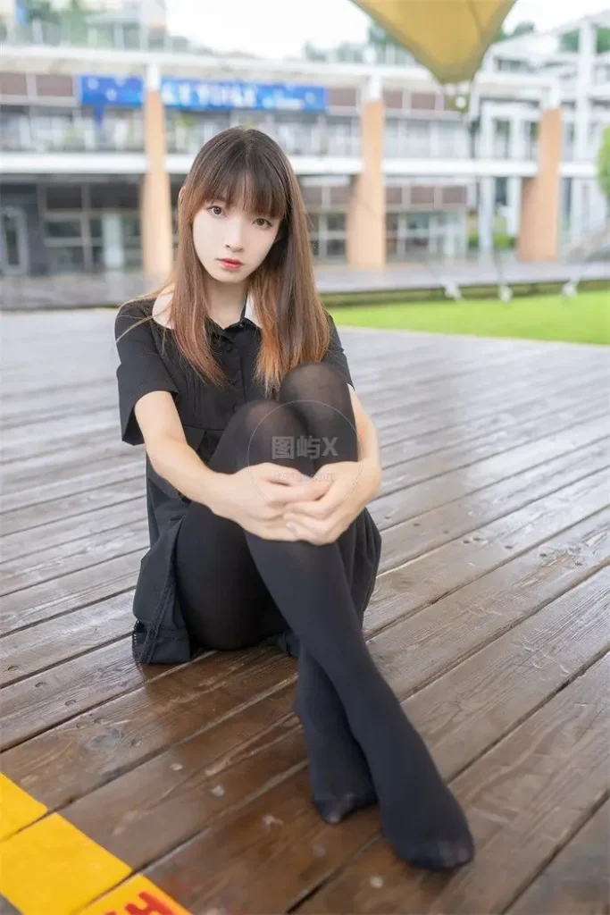 风之领域 No.064 户外黑丝长腿 [41P-221MB]-图屿X