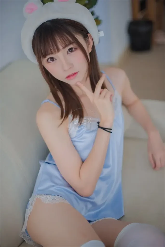 风之领域 No.172 迷你吊带蓝色睡衣 [70P-504MB]-图屿X